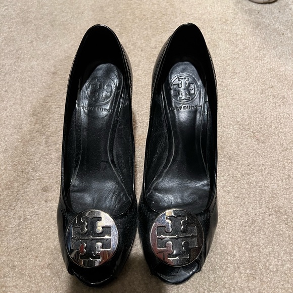 Tory Burch Wedge Silver Buckle - Picture 3 of 10